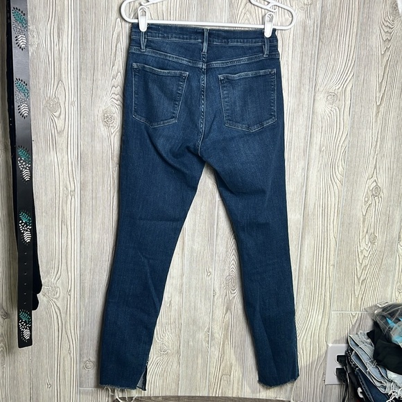Women’s Frame Denim Jean Size 28 Le High Skinny Raw Hem Distressed dark wash - Picture 5 of 7